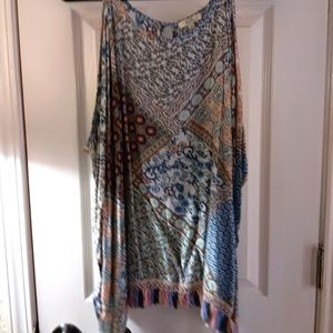 BOUTIQUE  KORI ladies open sleeve with fringe on bottom NWOT